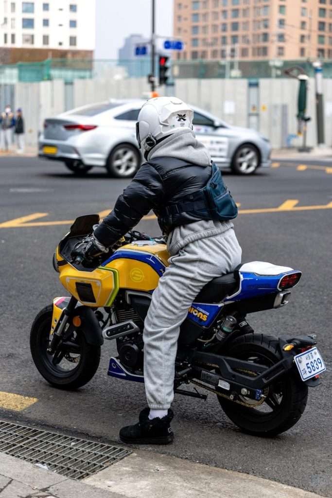 bien choisir genouillères moto