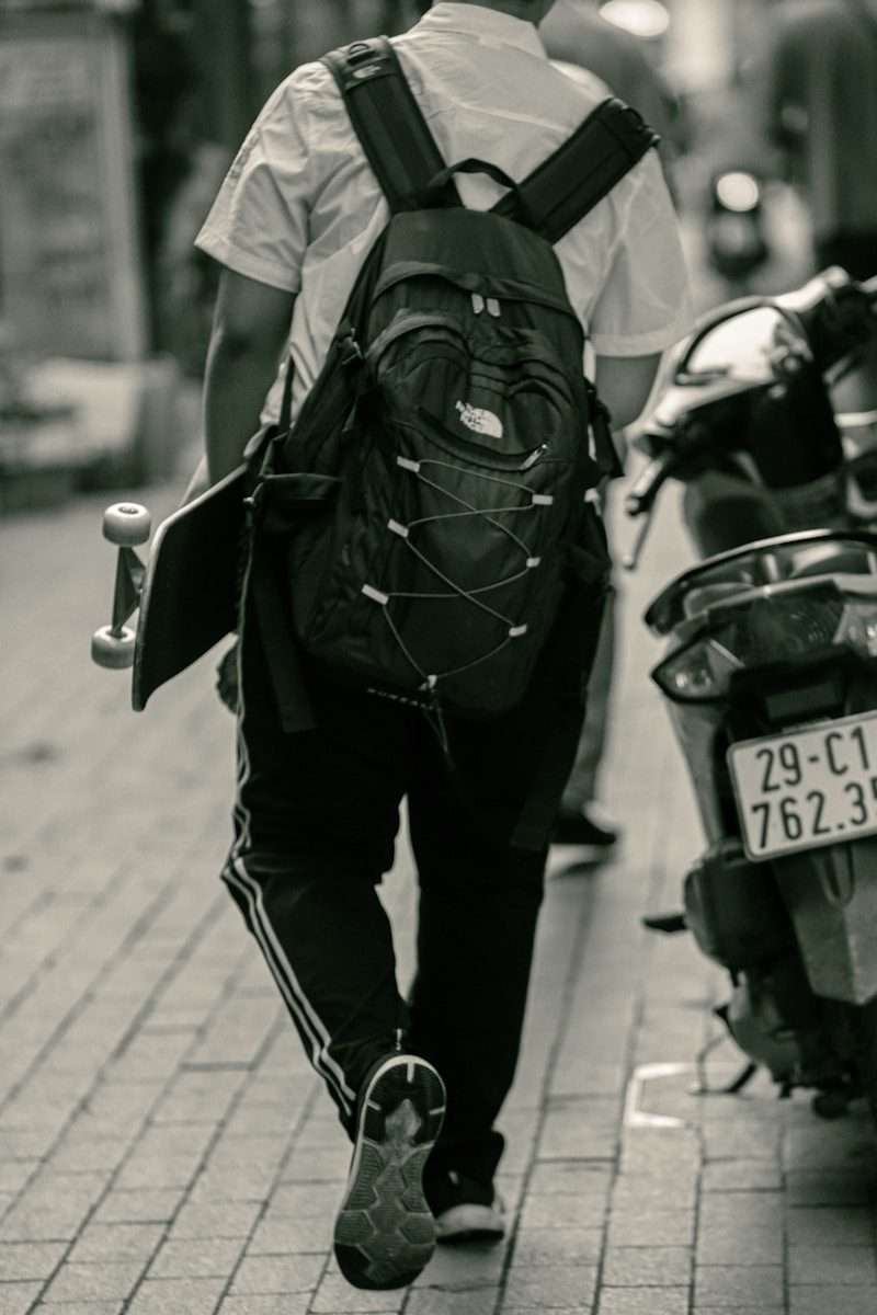 Les meilleurs sacs à dos moto [Guide Ultime]