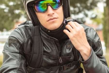Les meilleures lunettes pour motard [Guide Ultime]
